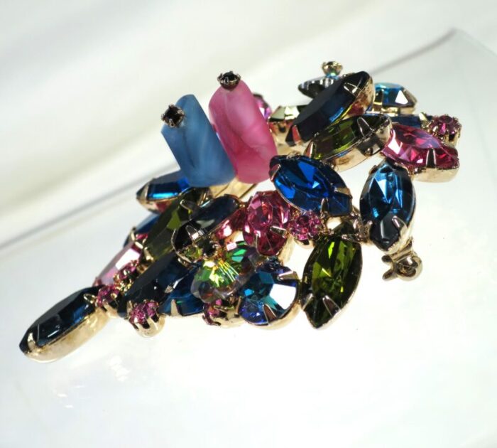 1950s designer kramer multicolor crystal brooch 1151