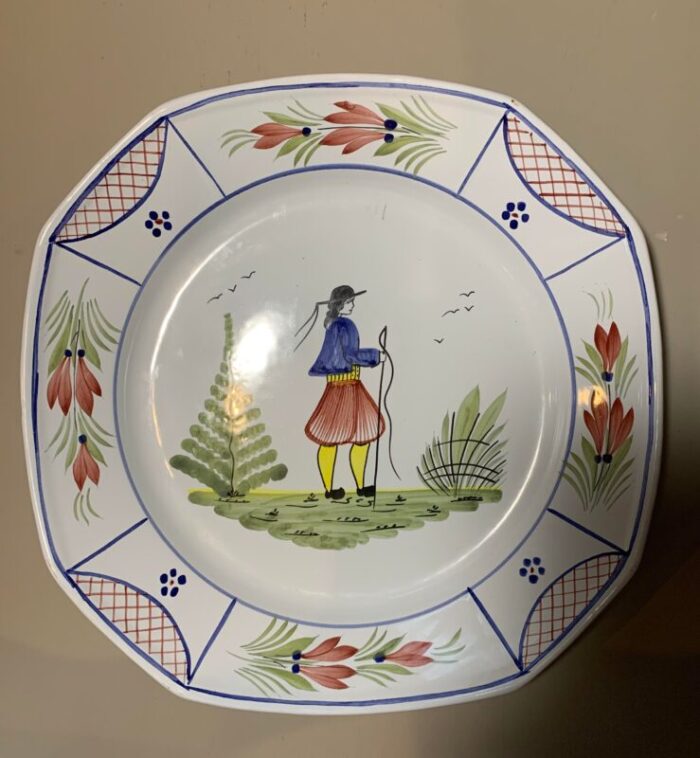 1960s henriot quimper large serving platter in the pattern of blue mistral featuring the breton man 0036