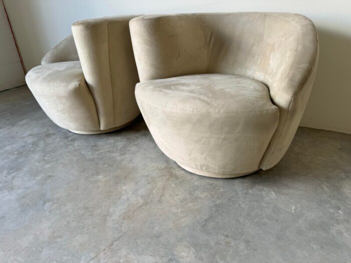 1980s vladimir kagan style nautilus swivel lounge chairs 0210