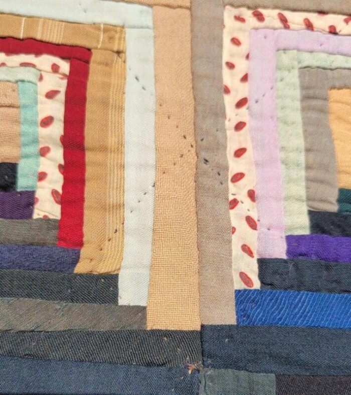 19thc wool log cabin quilt with embroidered borders lancaster county pa 5101