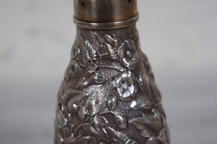 antique dominick and haff repousse floral sterling silver salt and pepper shakers a pair 8522