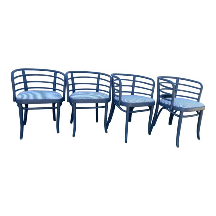 antique early 20th century thonet bentwood cafe barrel dining chairs set of 4 8883