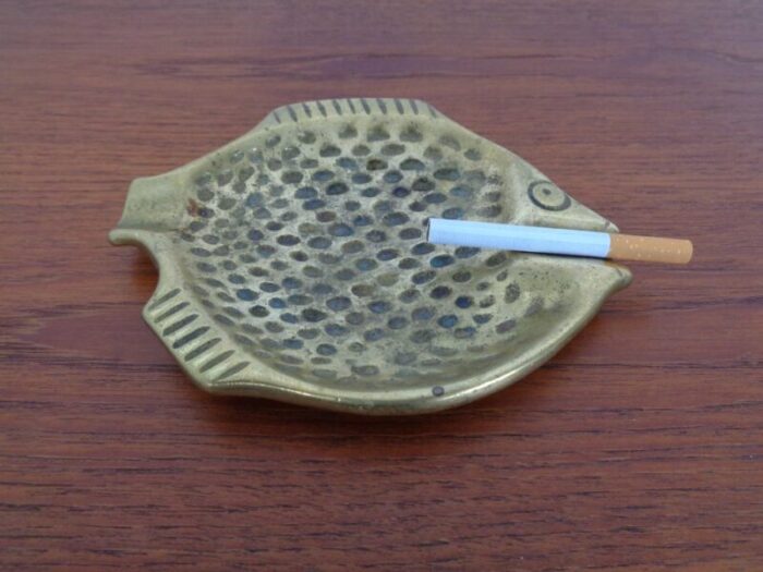 brutalist bronze fish ashtray 1960s 6