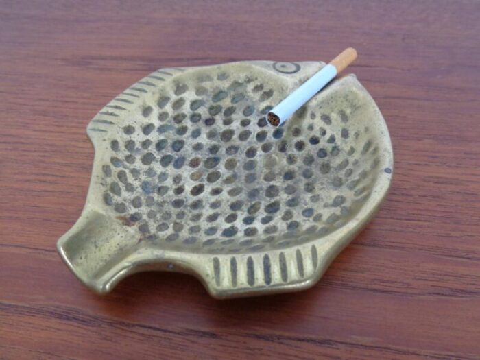 brutalist bronze fish ashtray 1960s 8