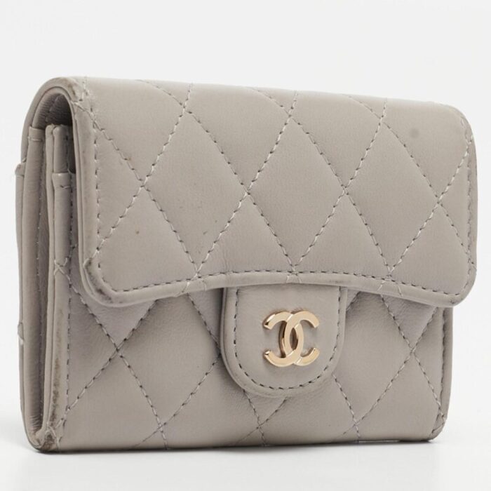 chanel grey quilted leather flap card holder 2661