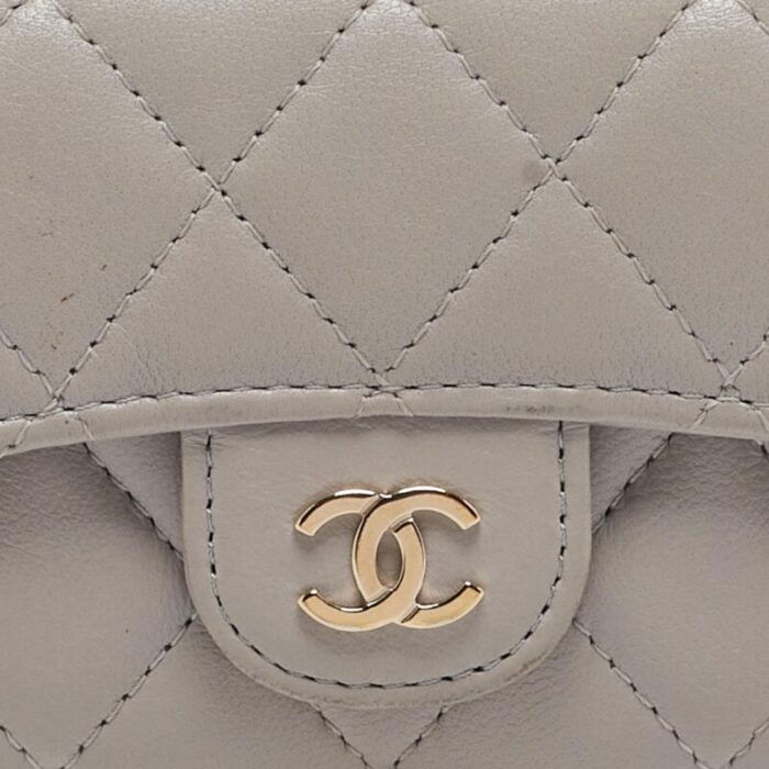 chanel grey quilted leather flap card holder 9004