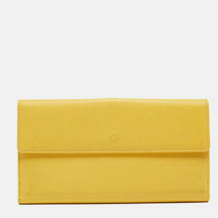 chanel yellow leather cc flap french continental wallet 2922