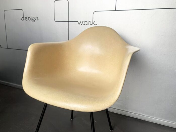 dax chair fiberglass on x base by charles and ray eames for herman miller 1960s 3014