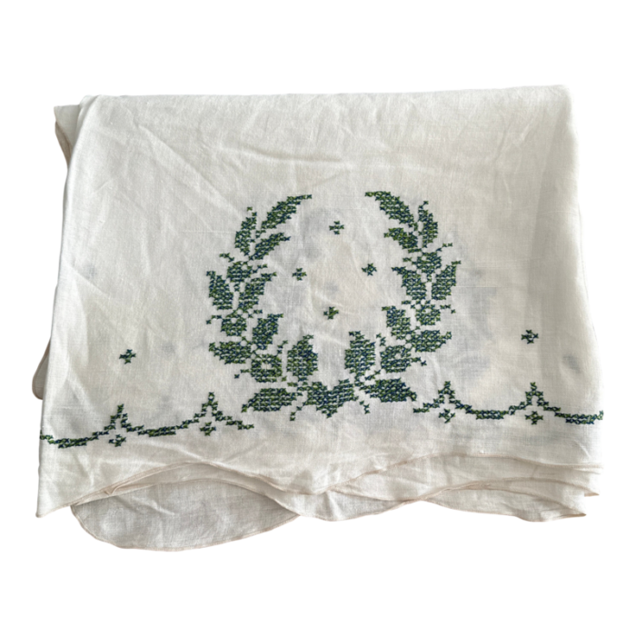 hand embroidered french linen tablecloth 4109