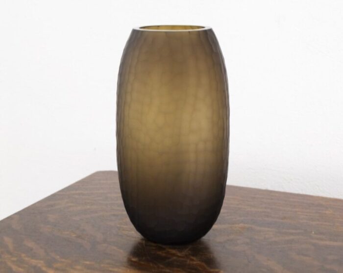 italian murano glass vase in moka color 4