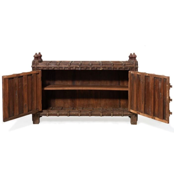 kothla majus dowry chest 2582