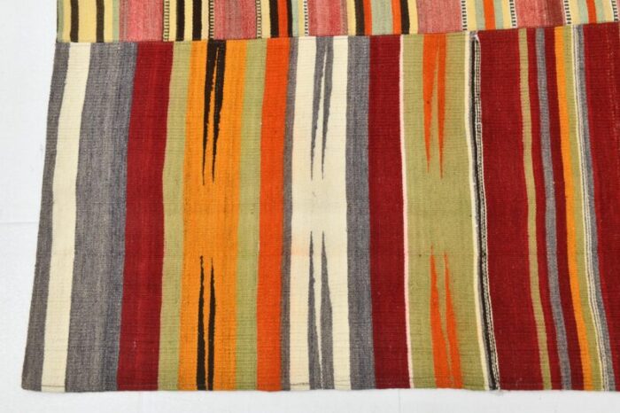 large vintage turkish ethnic kilim in wool 8090