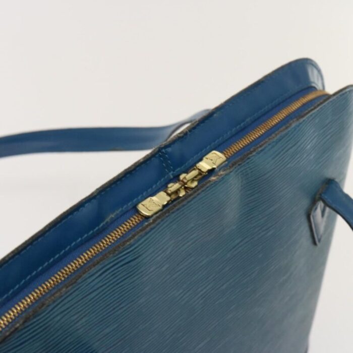 louis vuitton epi lussac shoulder bag blue m52285 lv auth 75940 9768