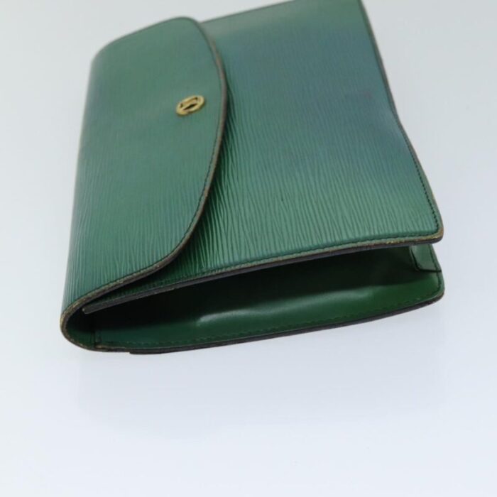 louis vuitton epi montaigne 27 clutch bag green m52654 lv auth 76033 8500