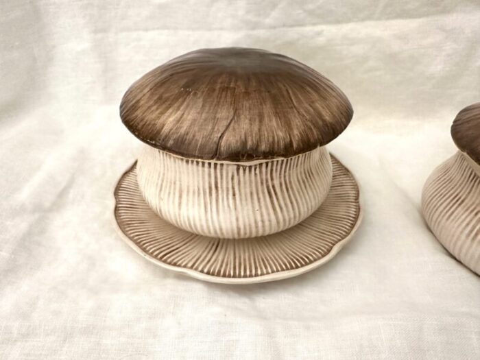 mushroom shaped lidded soup bowls a set 1917