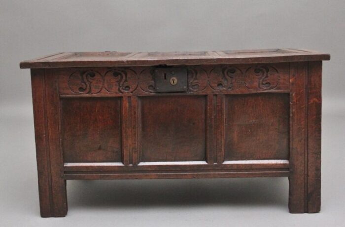 oak coffer 1720 1