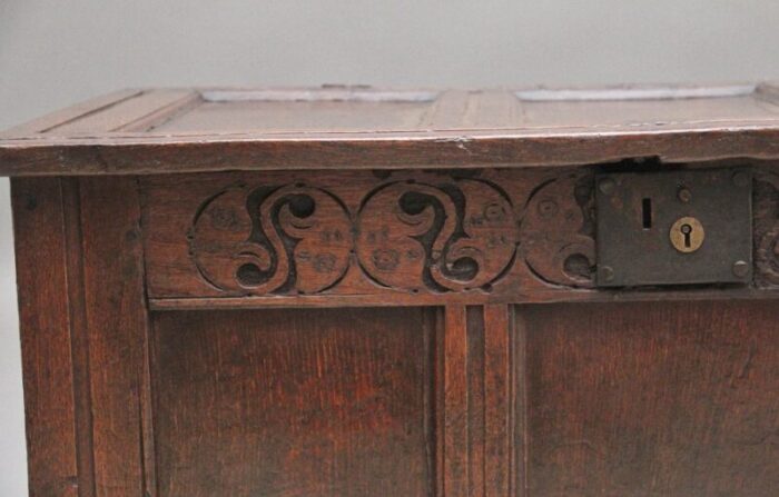 oak coffer 1720 10