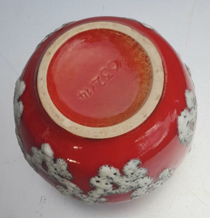 red white fat lava glaze ceramic vase by j emons sons for wgp rheinbach 1