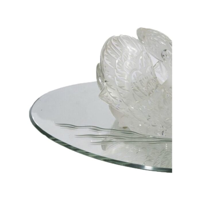 swan head down in crystal from cristal lalique 1943 3