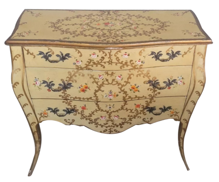 venetian style dresser in wood 6385