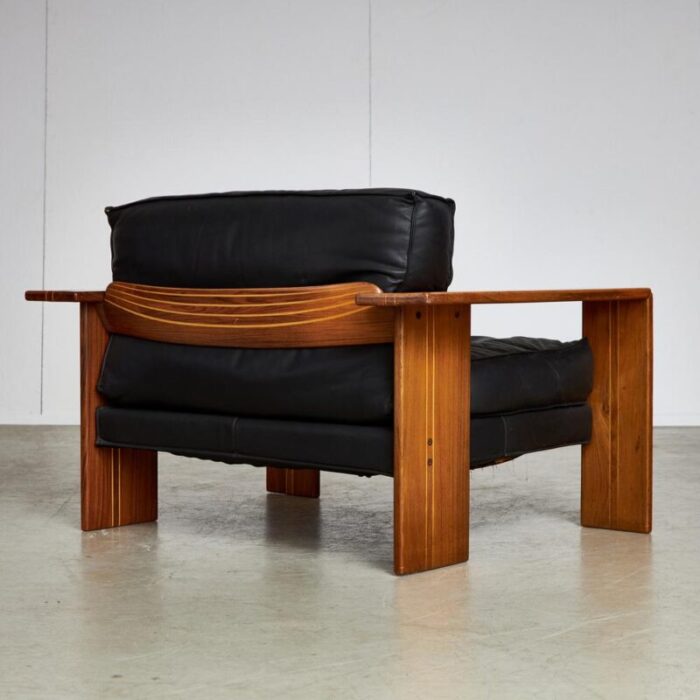 vintage armchair in leather from maxalto 8025