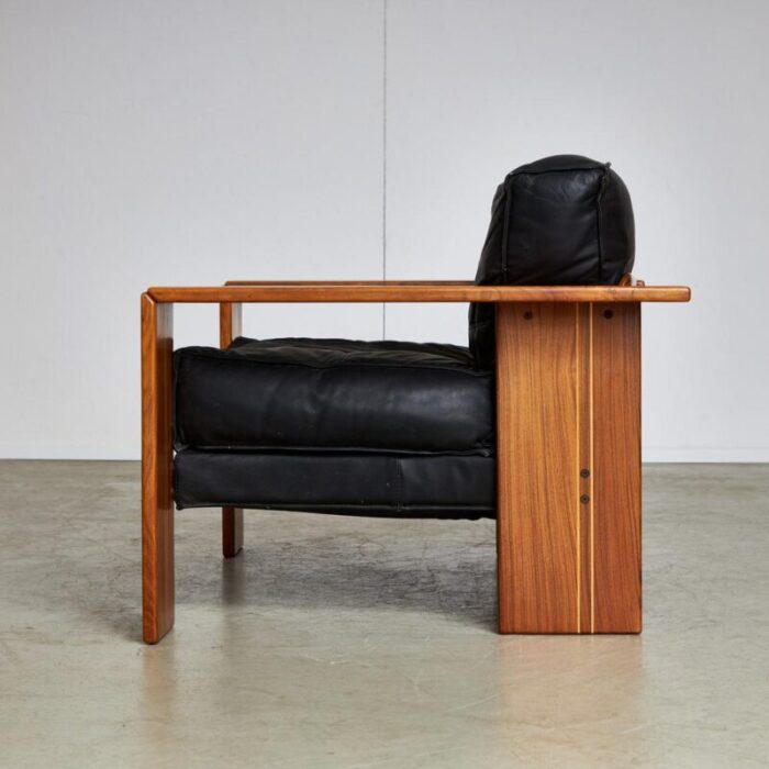 vintage armchair in leather from maxalto 9347