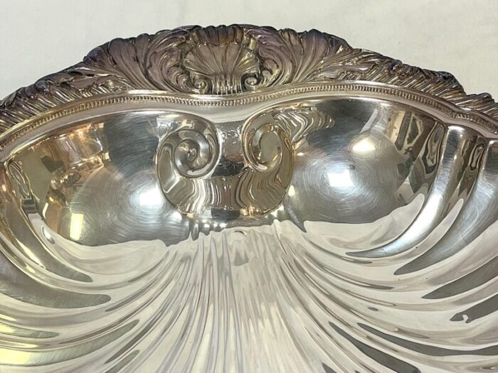 vintage large silverplate footed clam shell serving dish 0817