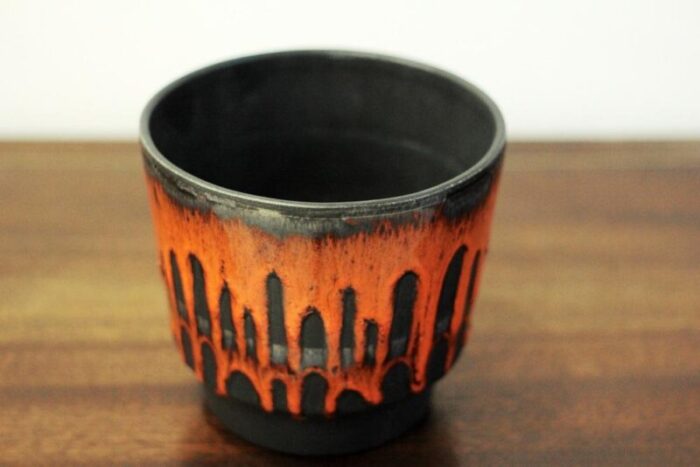 vintage vase in fat lava 1960s 8761